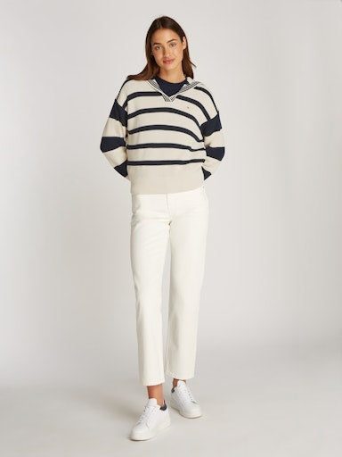 An image of the Tommy Hilfiger Pull Over Sweater
