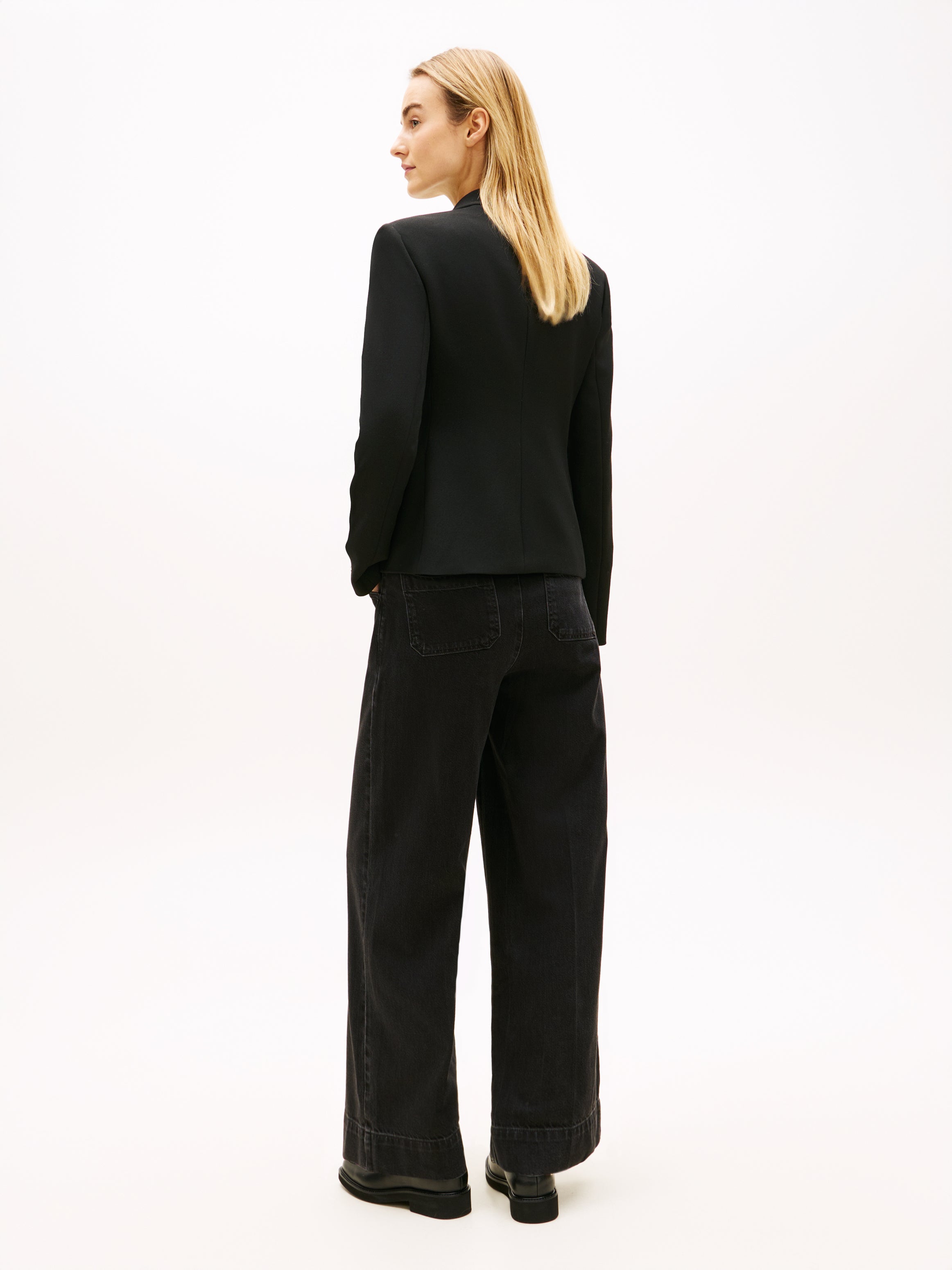 An image of the Tommy Hilfiger TH Crest Embroidery Slim Fit Blazer