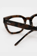 GLAS Kiara Readers. A bold pair of reading glasses with brown tortoiseshell design and CR39 lenses.