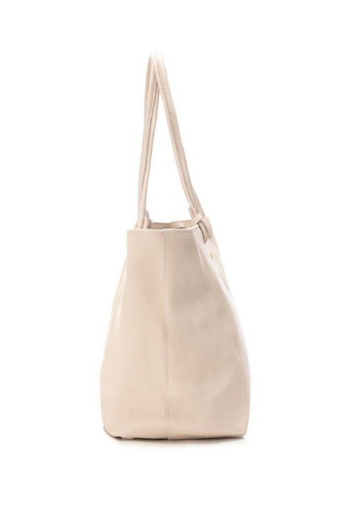 An image of the Carmela Handbag