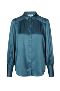 An image of the Dea Kudibal Cadencedea Shirt