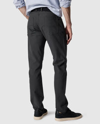 Motion 2 Straight Jean