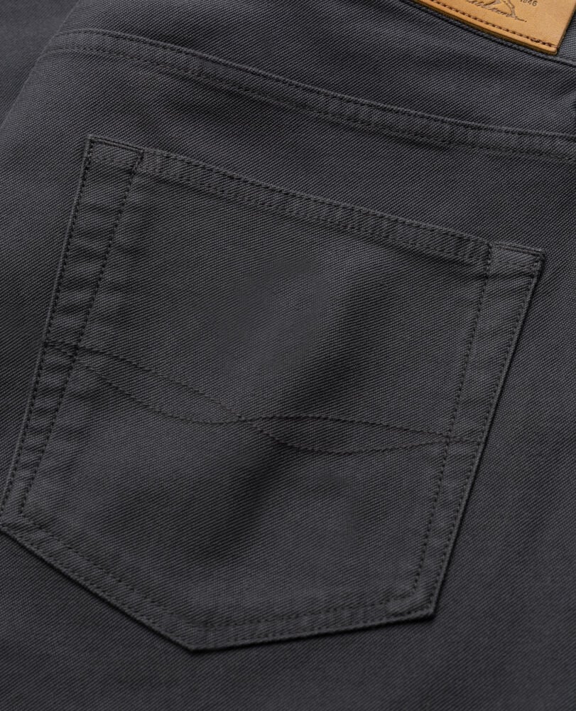 Motion 2 Straight Jean