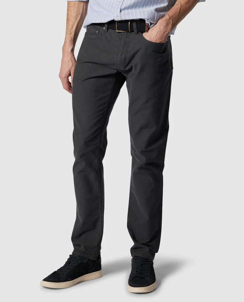 Motion 2 Straight Jean