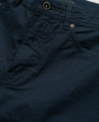 An image of the Rodd & Gunn Gunn 5 Pocket