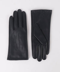 An image of the Pia Rossini Verona Gloves