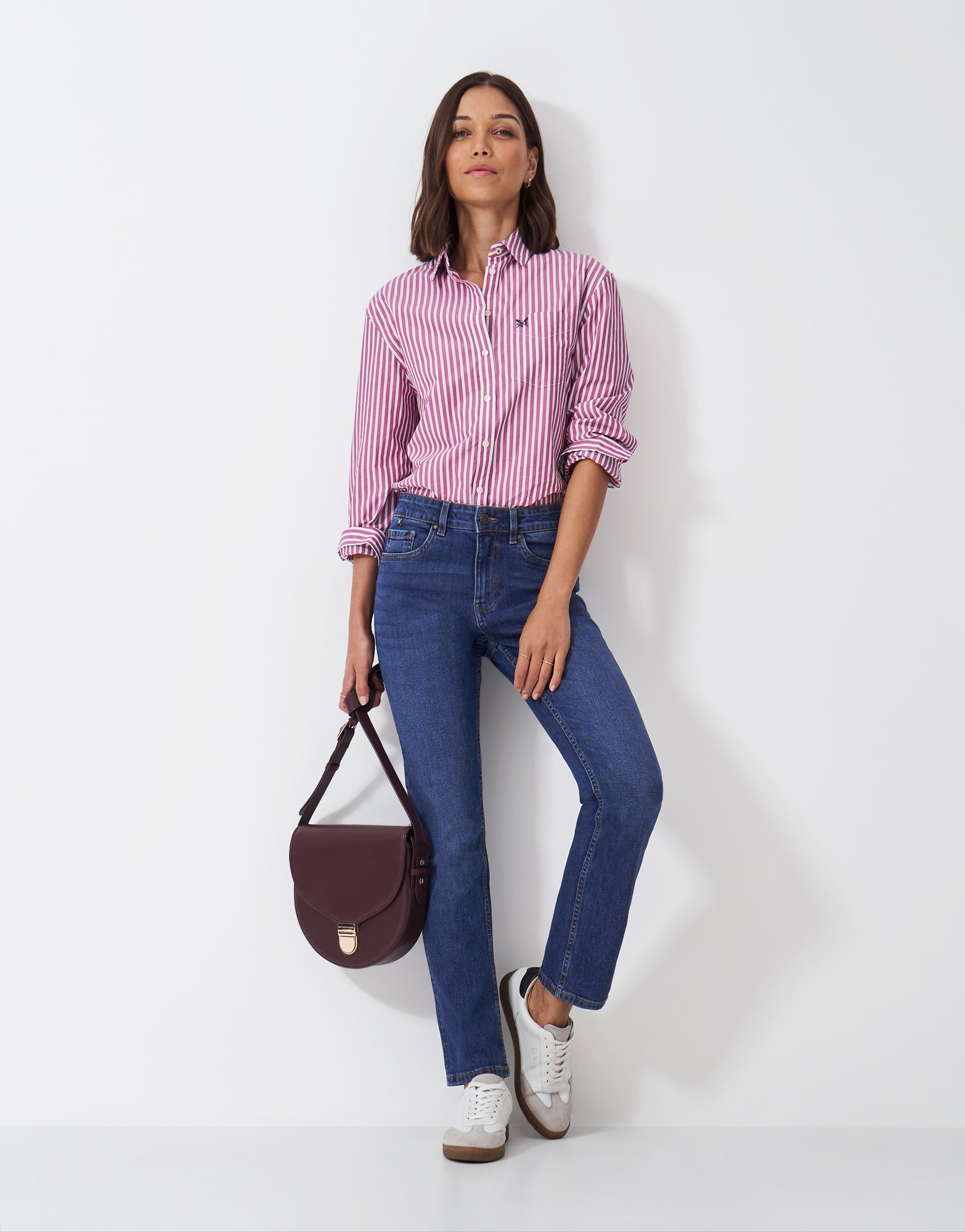 An image of the Crew Clothing Straight Fit Jeans