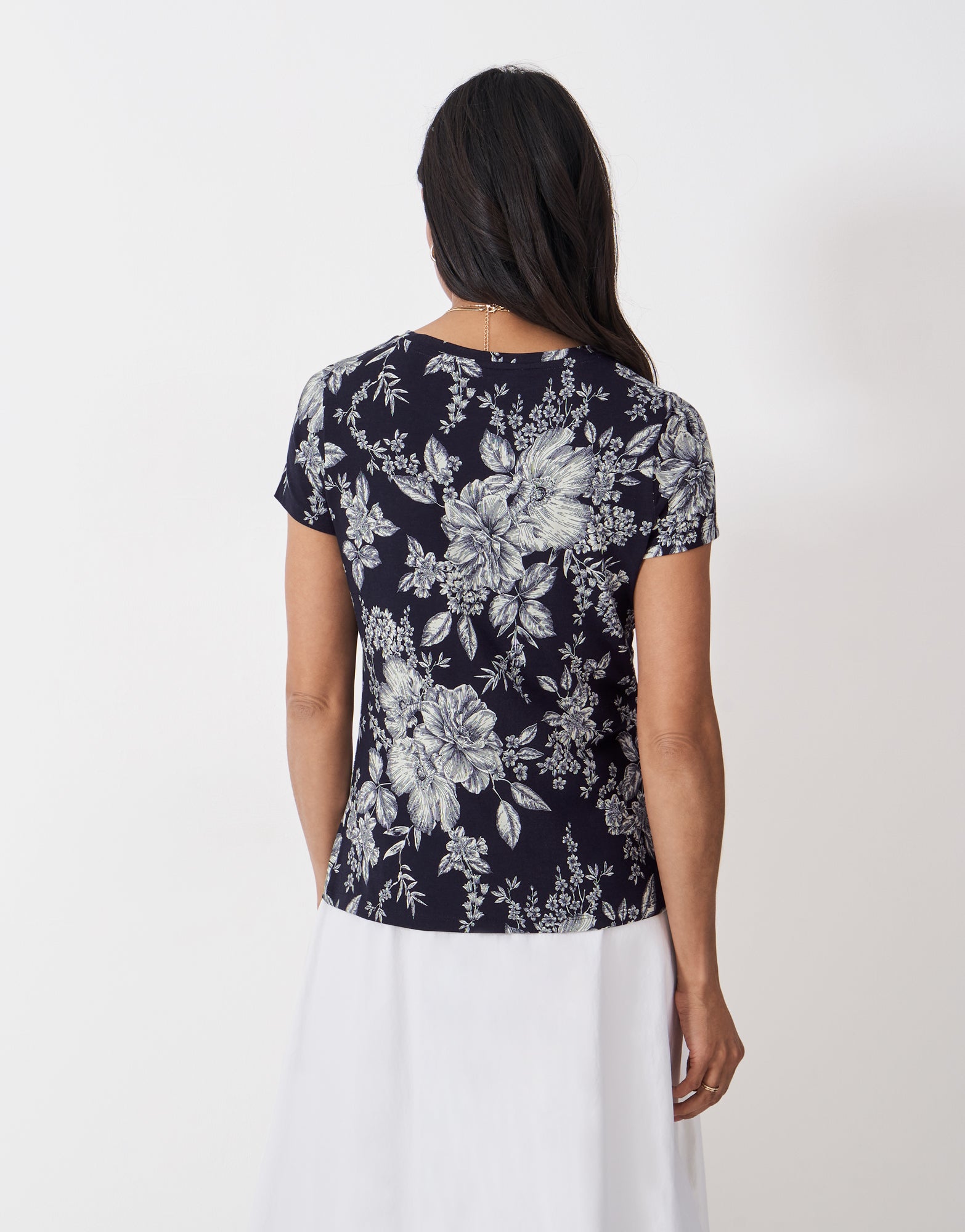 An image of the Crew Clothing Printed T-Shirt