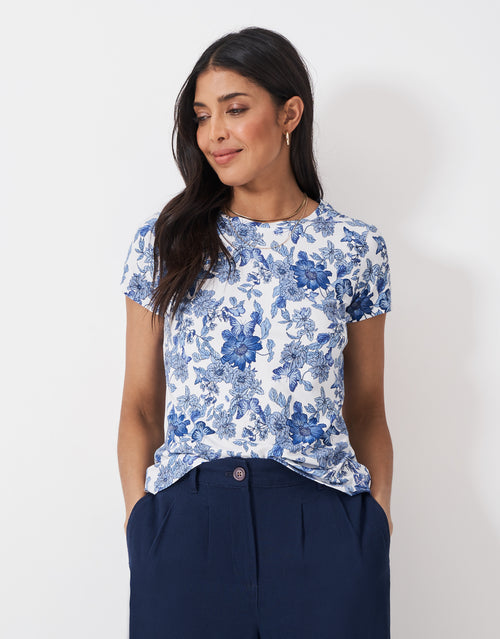 An image of the Crew Clothing Printed T-Shirt