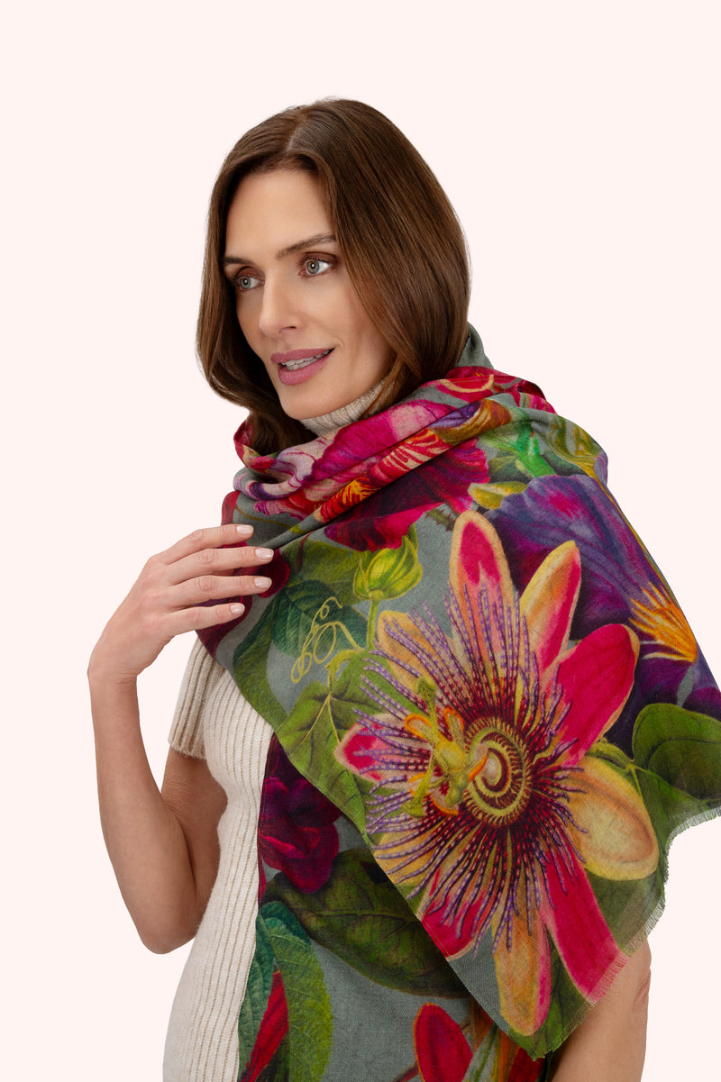 An image of the Powder Wool Wrap Scarf