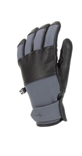 An image of the Sealskinz Walcott Cold Weather Glove Fusion Control