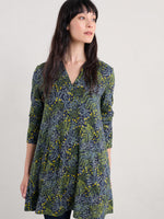 An image of the Seasalt Wreathe Tunic