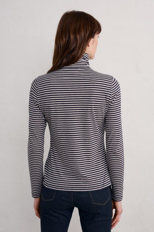 An image of the Seasalt Landing Top