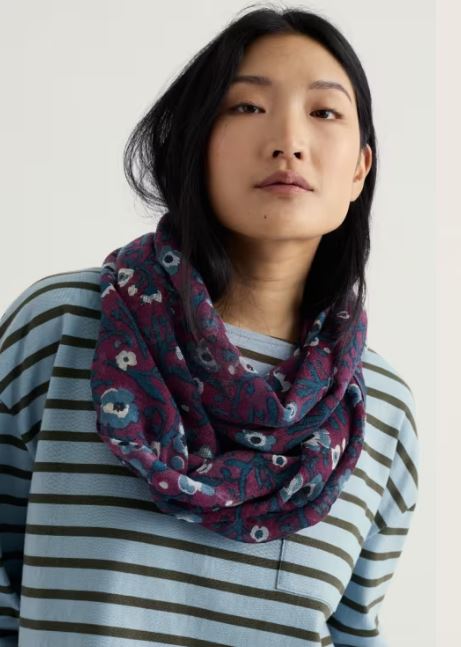 An image of the Seasalt Pretty Circle Scarf