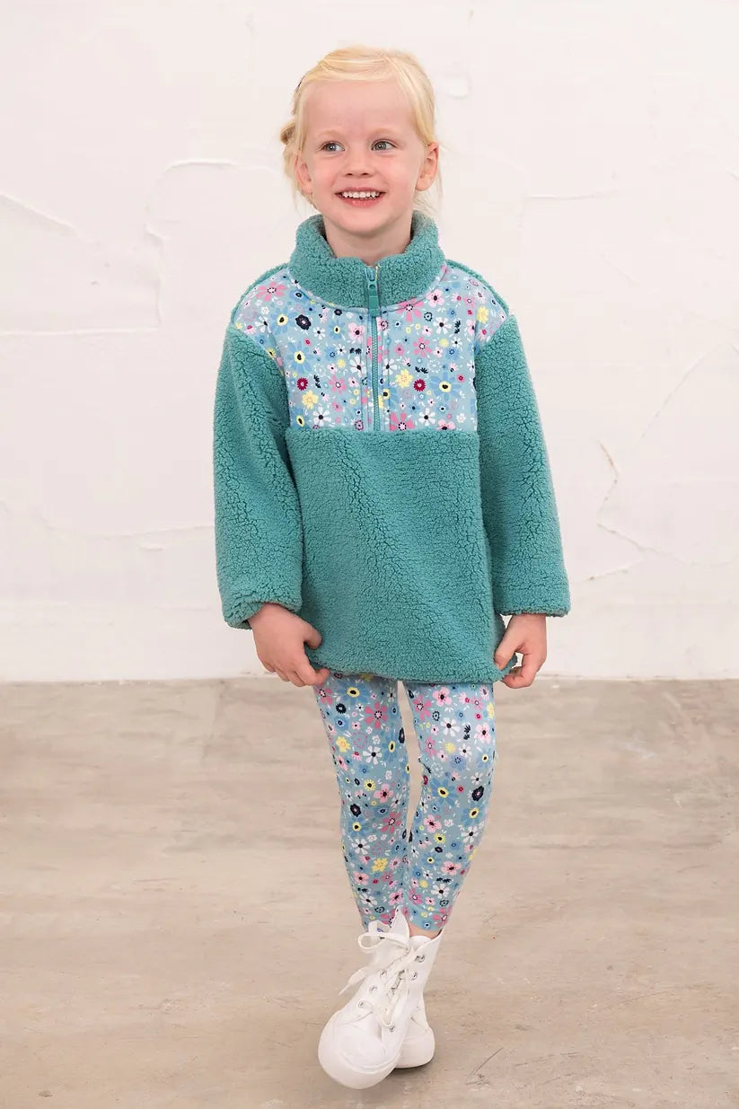 Cassie Fleece