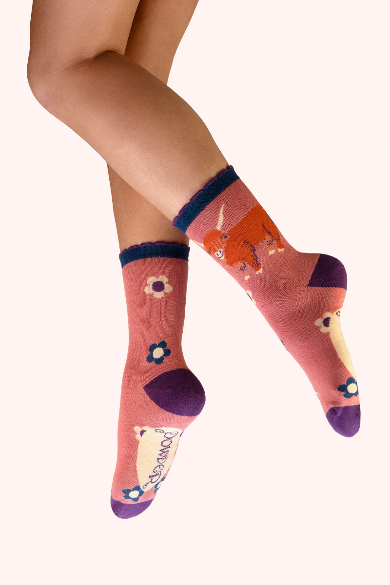 Highland Cow Ankle Socks - Pink