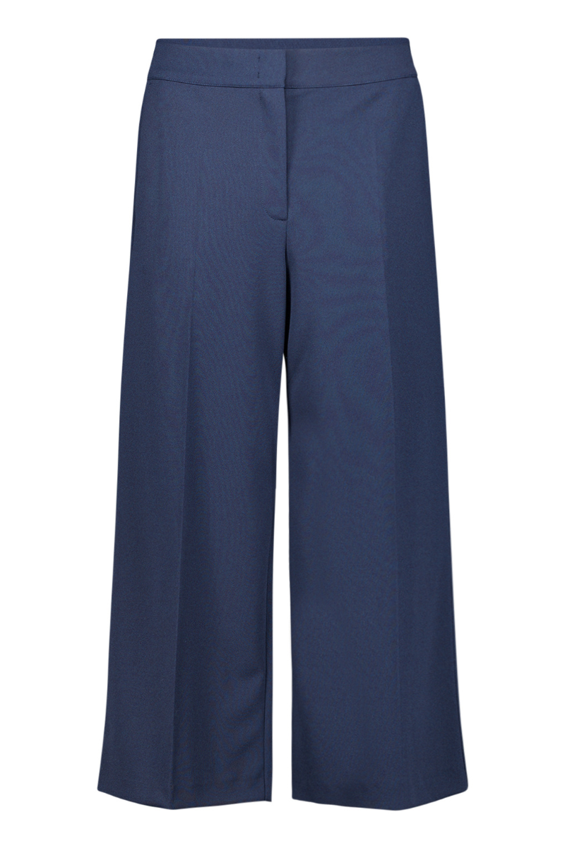 An image of the Betty Barclay Classic 3/4 Length Trouser