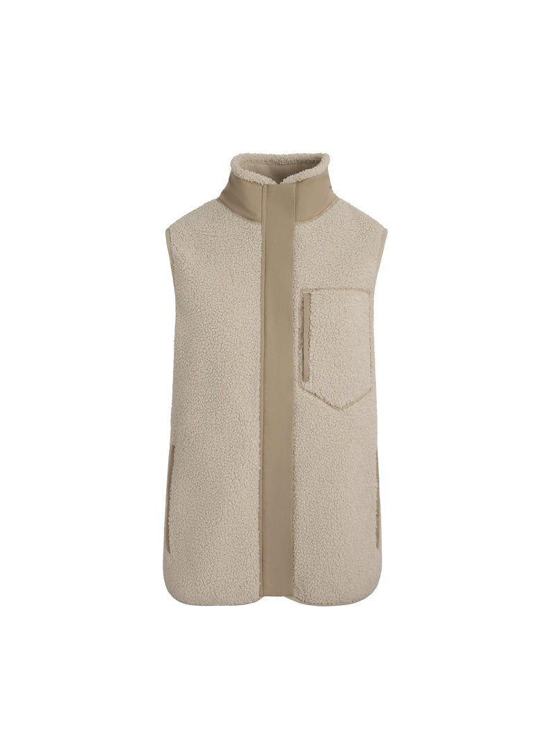 An image of the Fairfax & Favor Fairfax & Favor Agnes Fleece Gilet