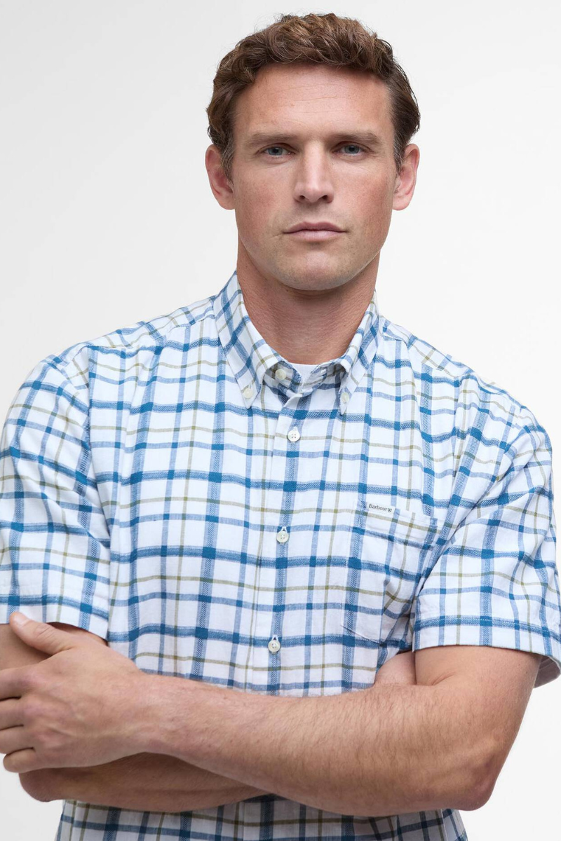 An image of the Barbour Glover Short Sleeved Linen Blend Regular Shirt