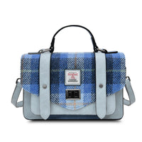 An image of the Islander The Medium Satchel