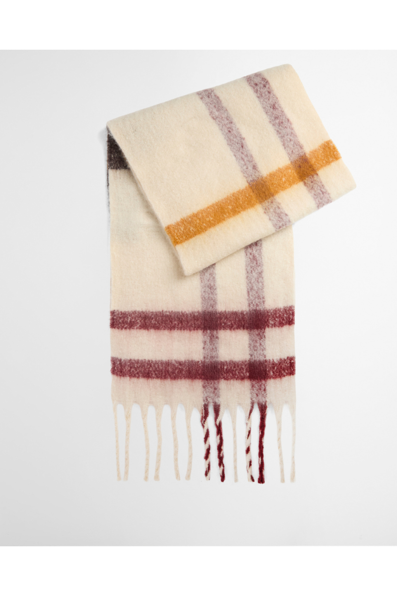 Isla Tartan Boucle Scarf