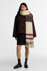 Isla Tartan Boucle Scarf