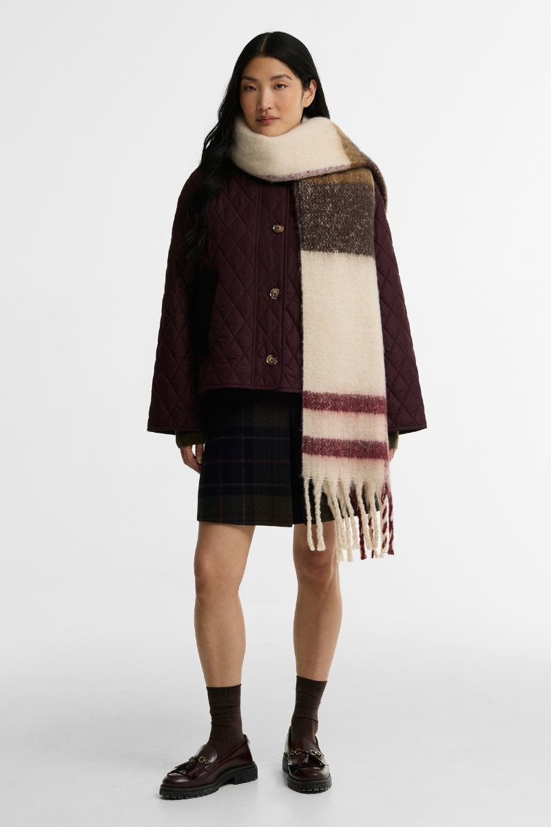 Isla Tartan Boucle Scarf