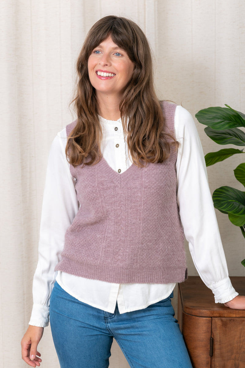 An image of the Lily & Me Laurel Tank
