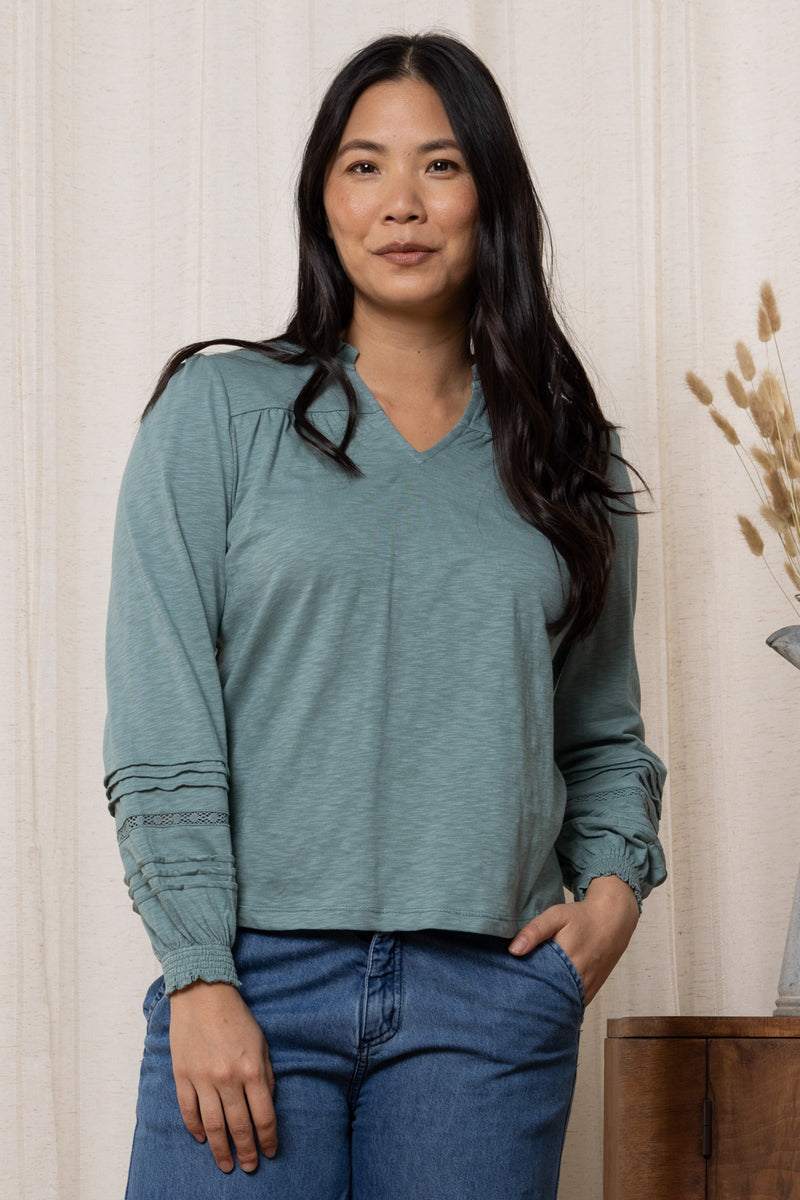 An image of the Lily & Me Bette Top