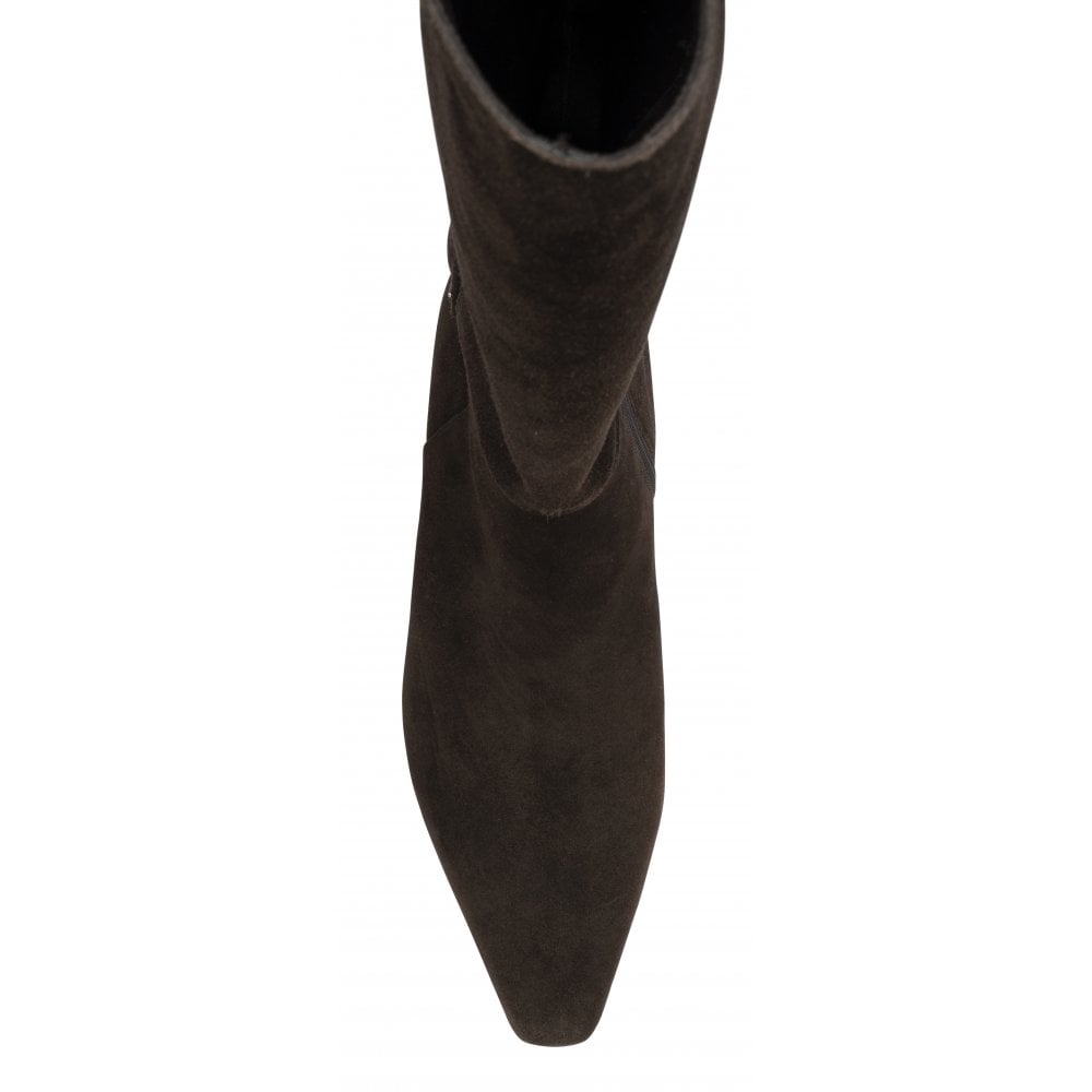 Wendy Knee Boot