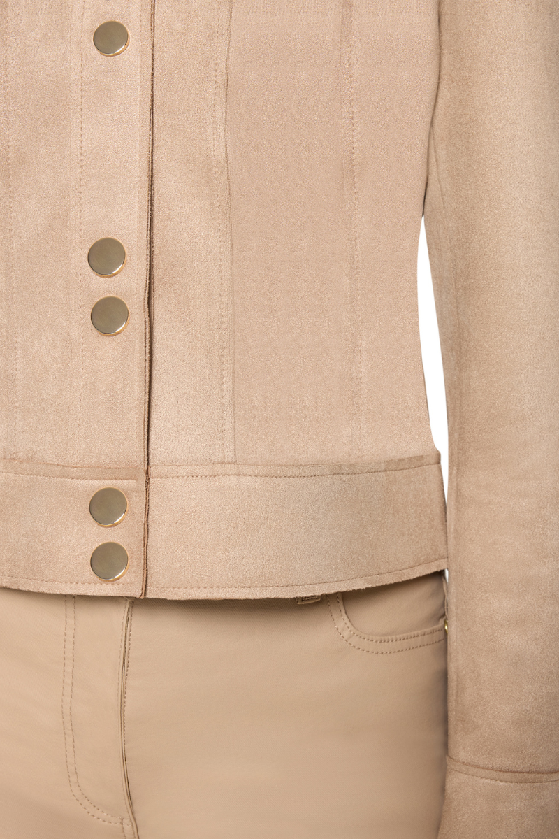 An image of the Betty Barclay LS Short Blazer