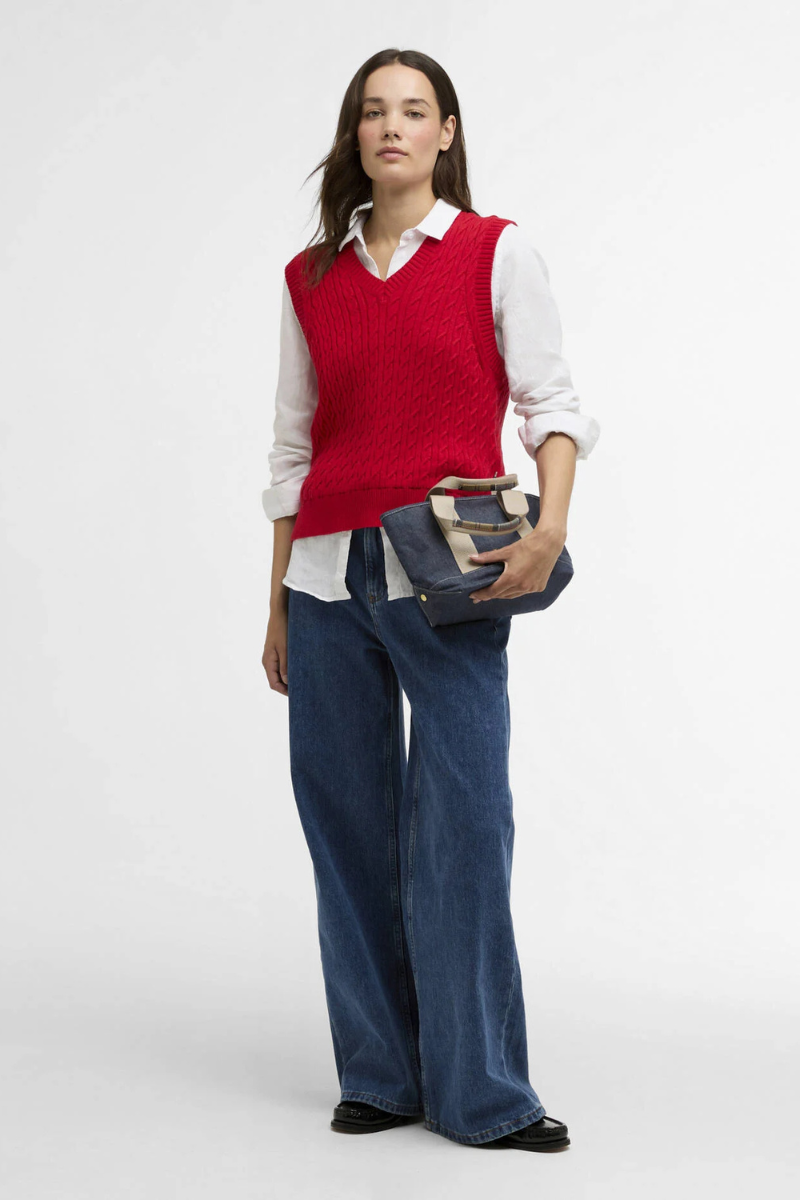 An image of the Barbour Hartland Sleeveless Knitted Jumper