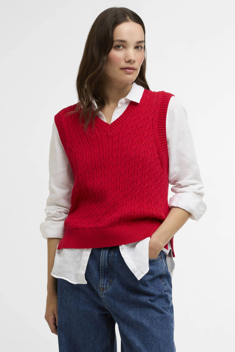 An image of the Barbour Hartland Sleeveless Knitted Jumper