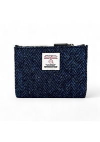 An image of the Maccessori Quilt Slim Purse