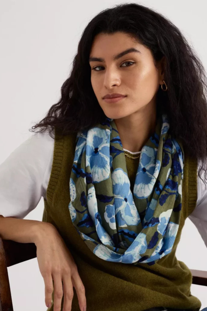 An image of the Seasalt May Garland Circle Scarf