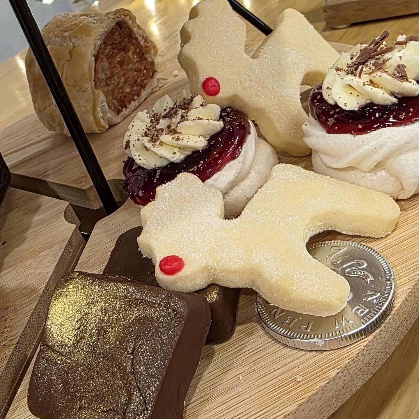 An image of the Brodie Countryfare Afternoon Tea for One - Collection