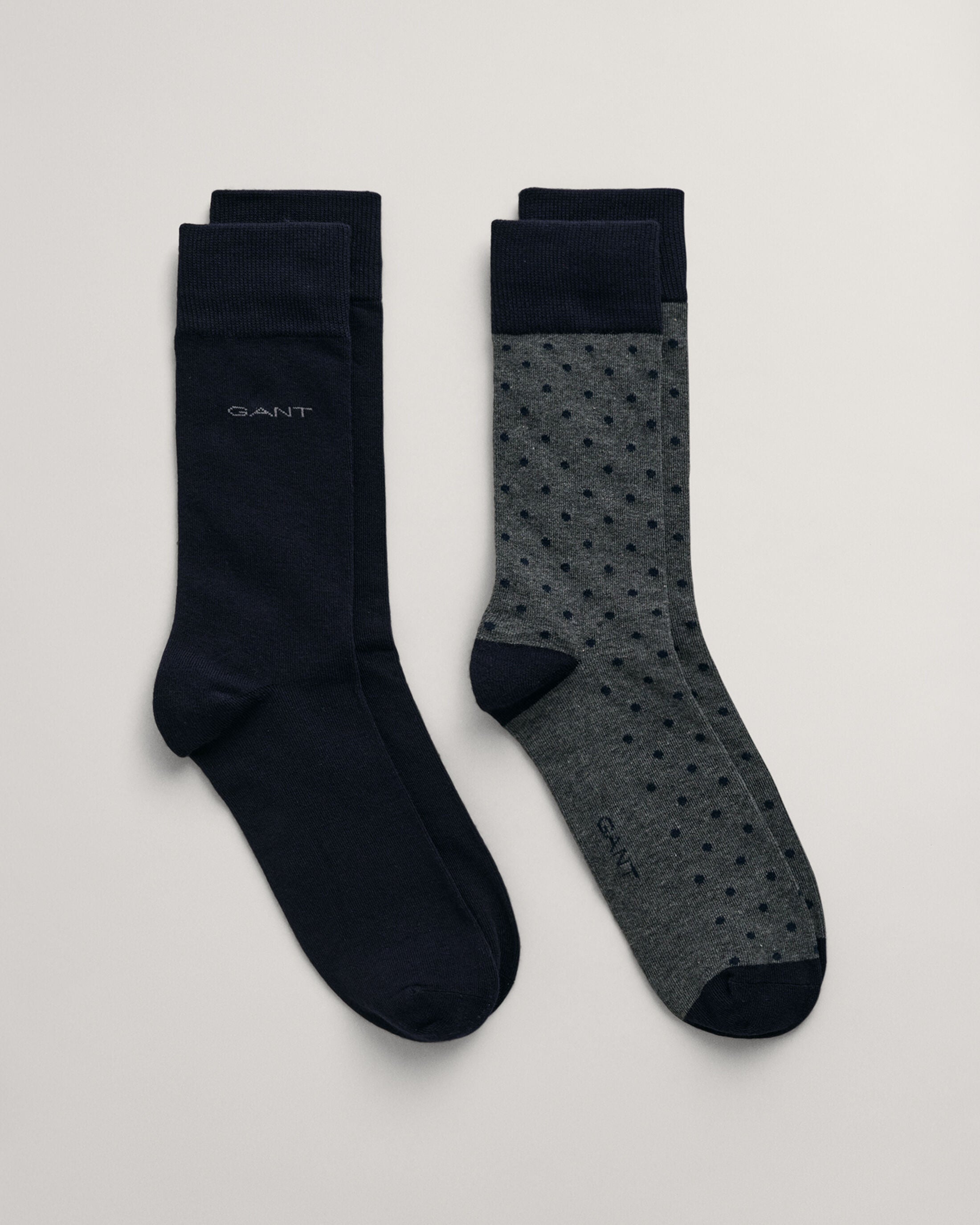 An image of the Gant Dot & Solid Socks - 2 Pack