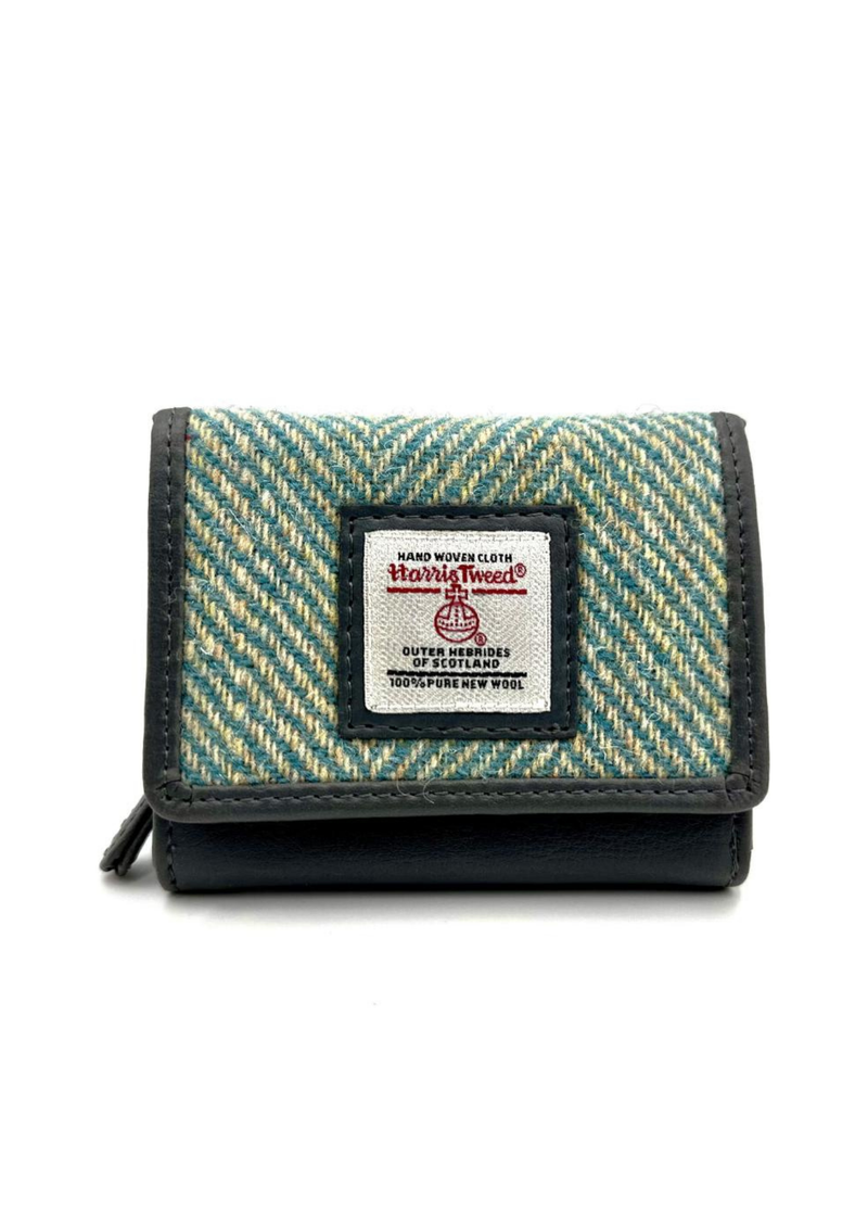 An image of the Maccessori Trifold Purse