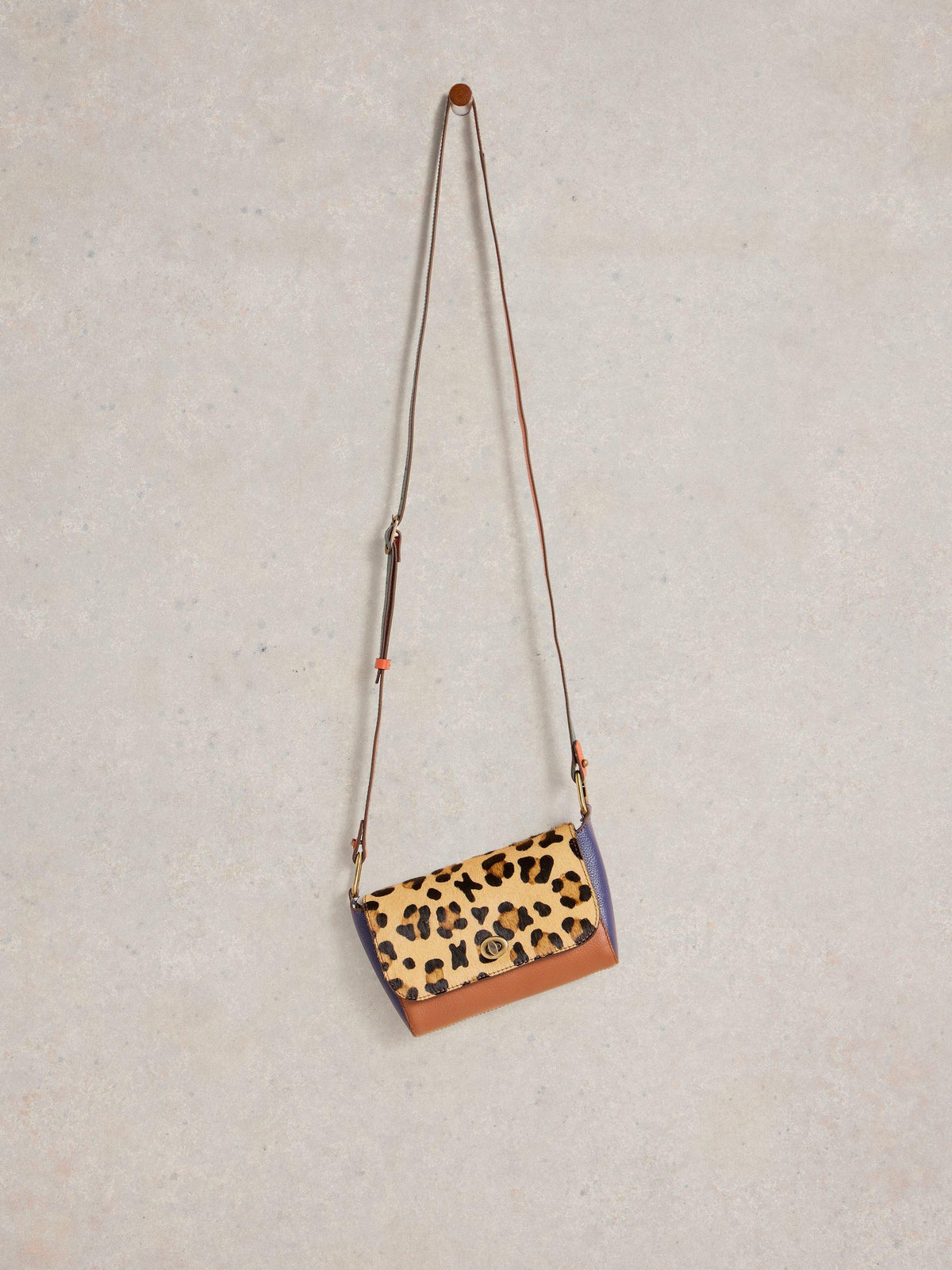 An image of the White Stuff Tilly Crossbody Bag