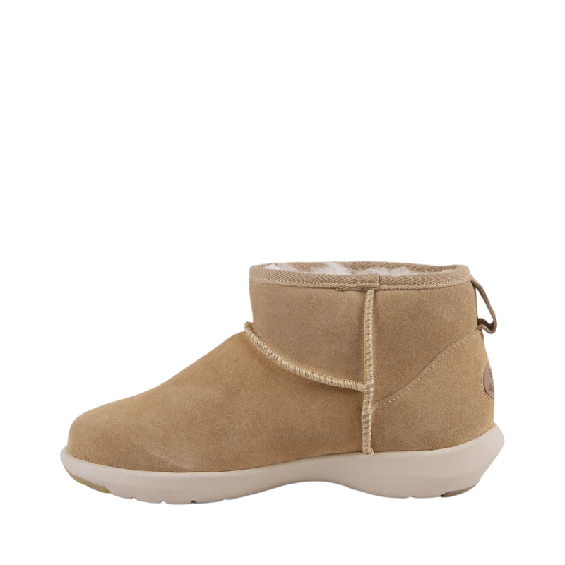 An image of the EMU Australia Sporty Stinger Micro Boot
