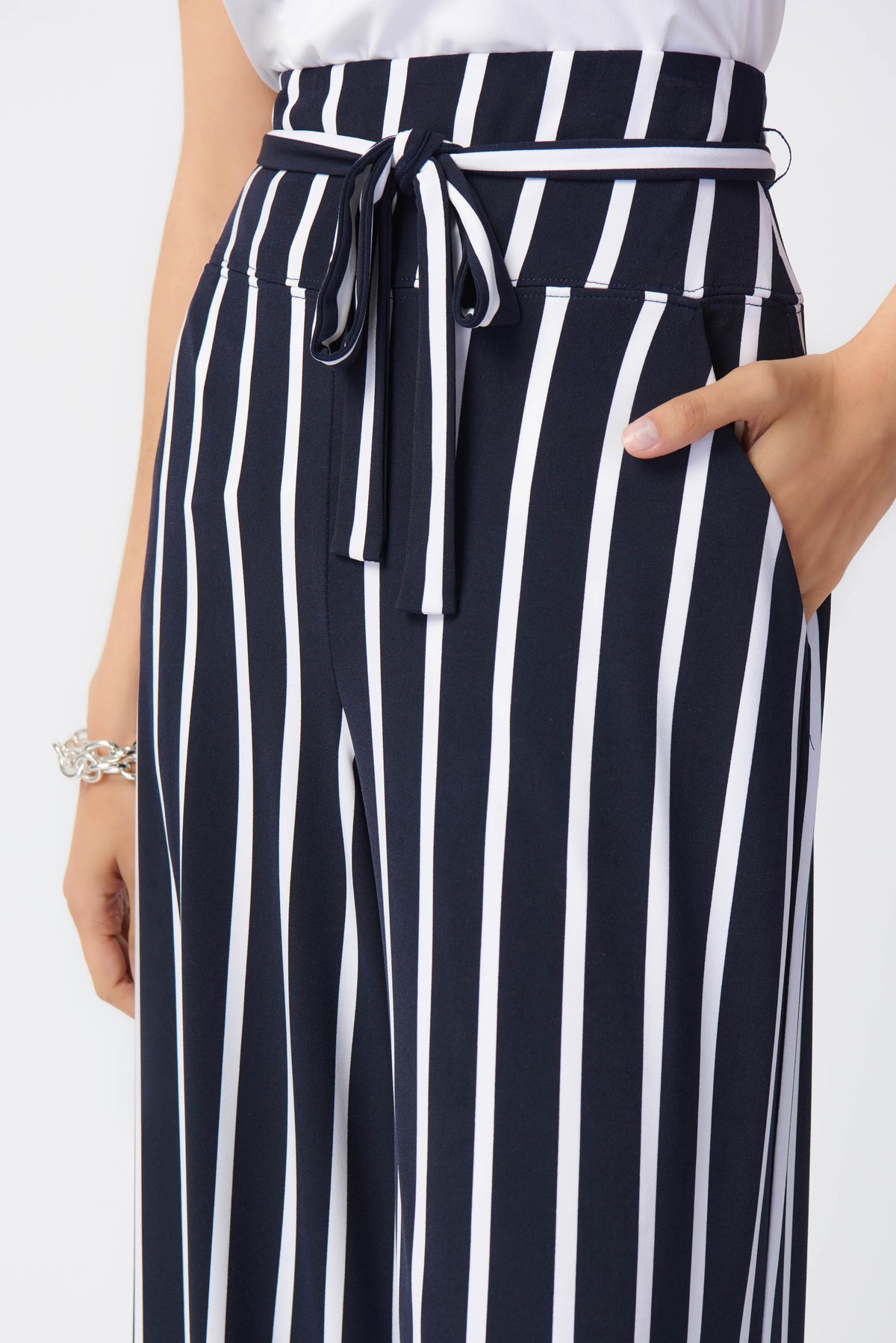 An image of the Joseph Ribkoff Wide Leg Trouser