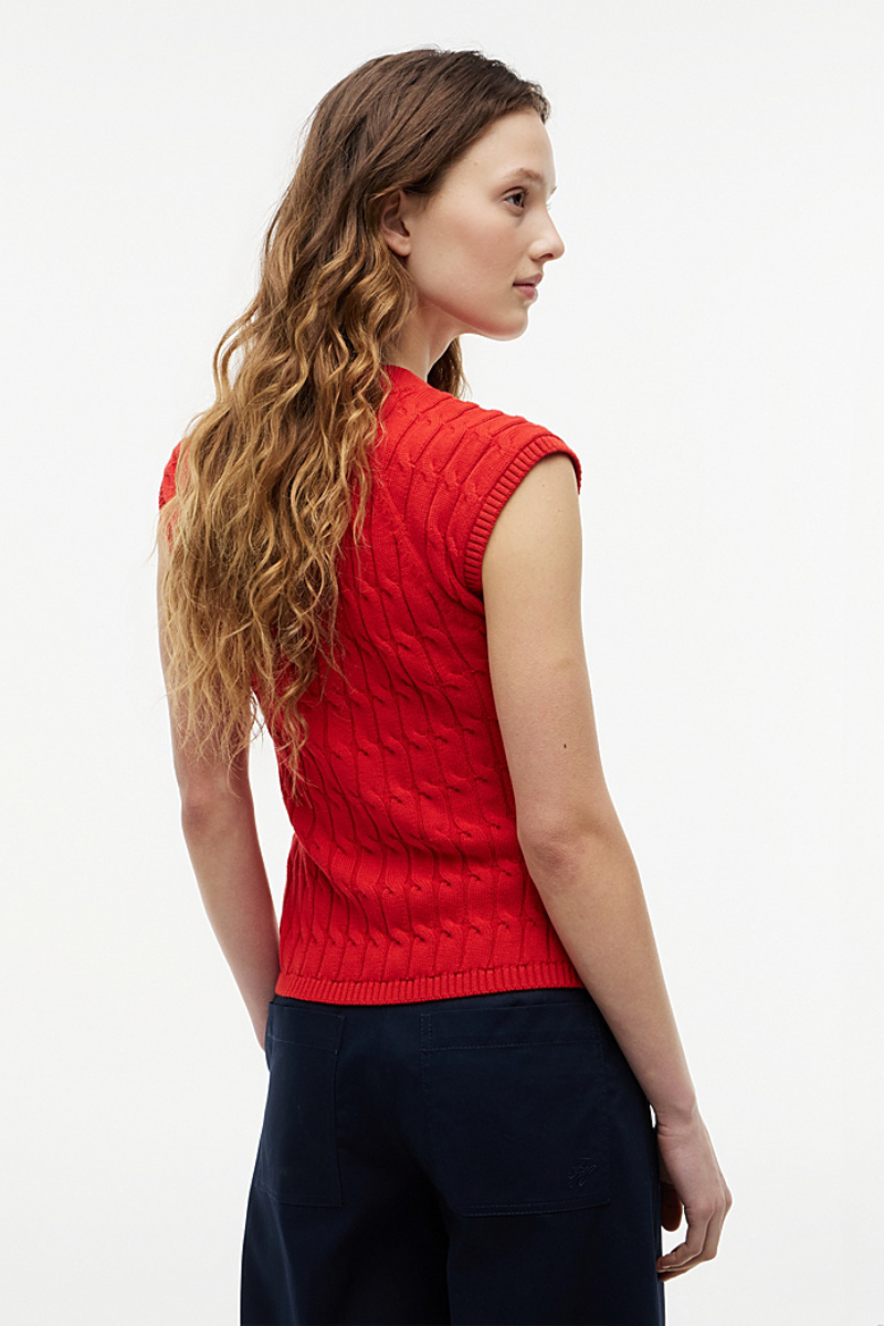 Mid Gg Cable Vest Cardi