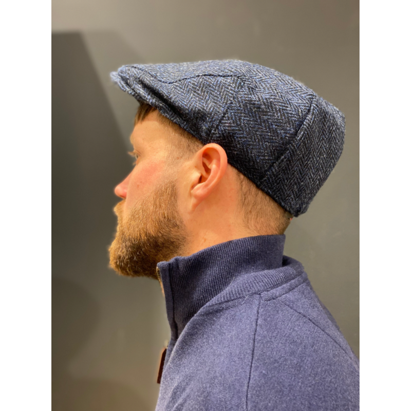 An image of the Heather Accessories Highland Tweed Cap