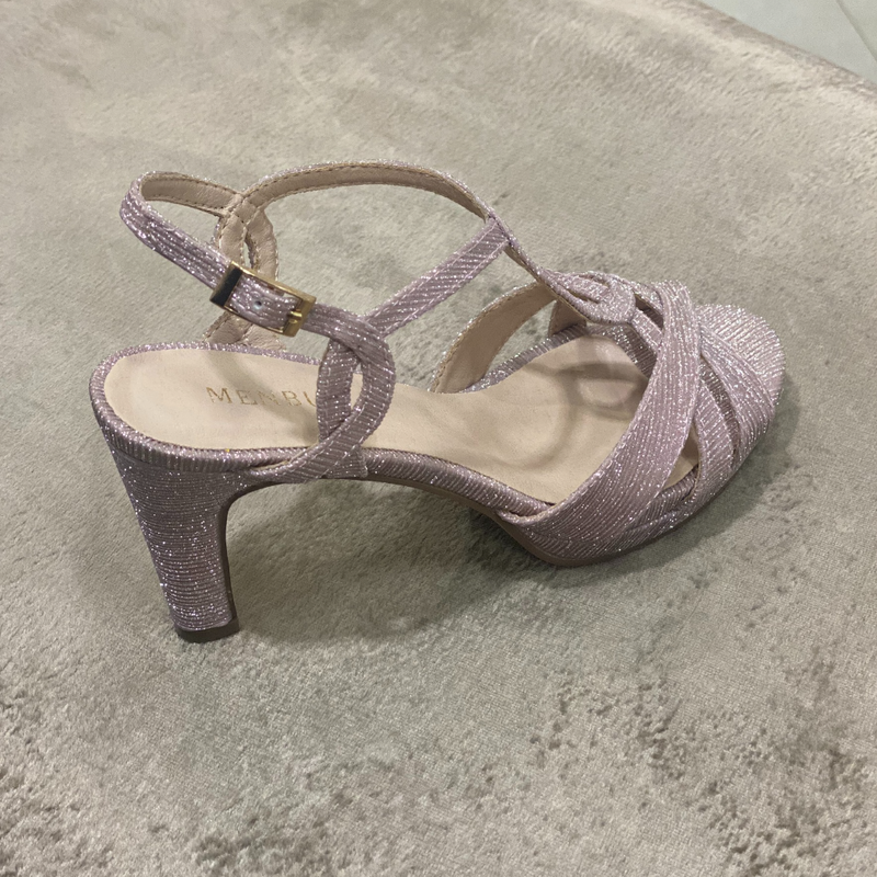 An image of the Menbur Platform Sandal