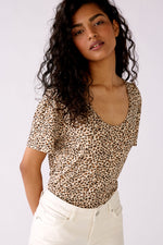 An image of the Oui Leopard Print T-Shirt