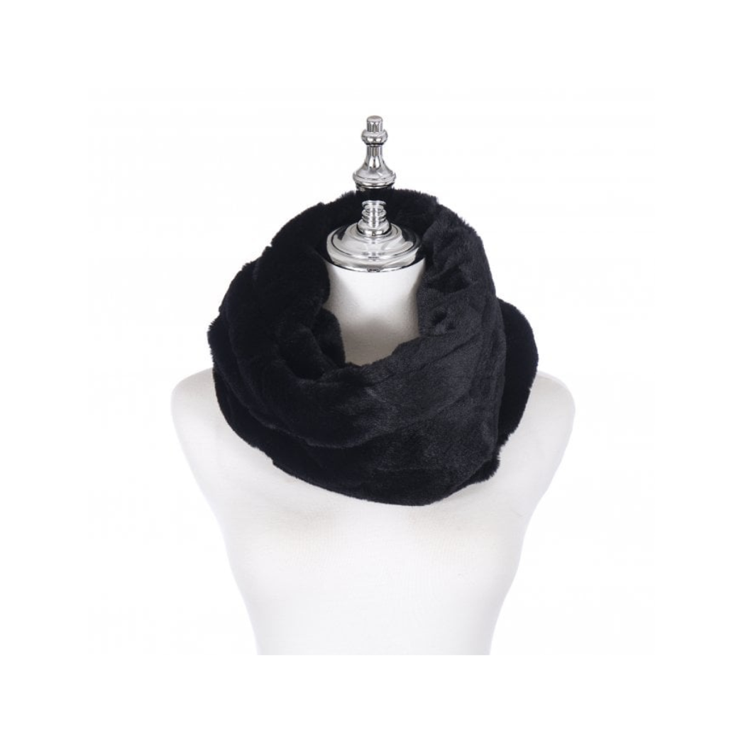 An image of the Park Lane Fur Scarf