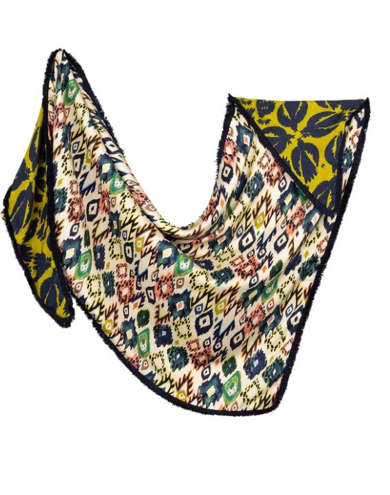 An image of the POM Amsterdam Double Crafts Shawl