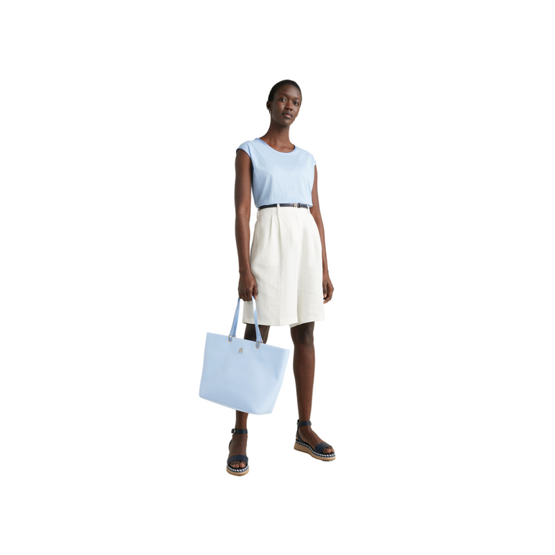 An image of the Tommy Hilfiger Timeless Med Tote
