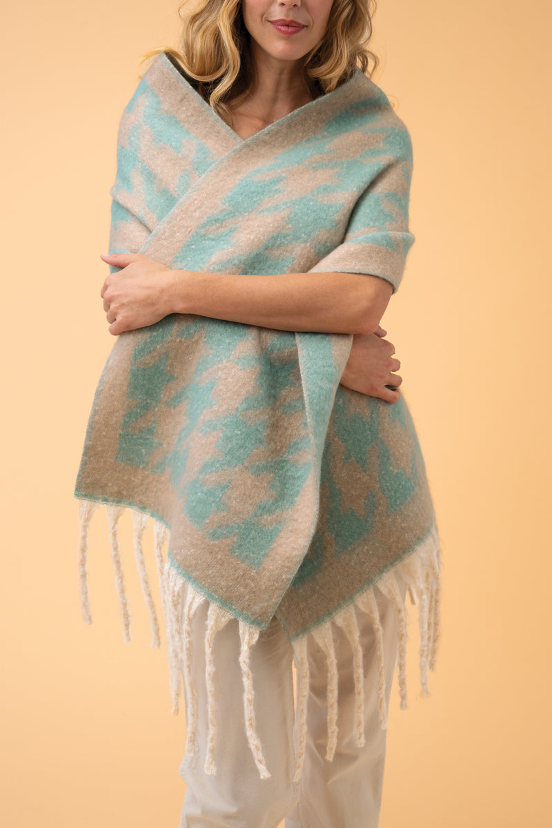 An image of the Powder Harper Cosy Scarf