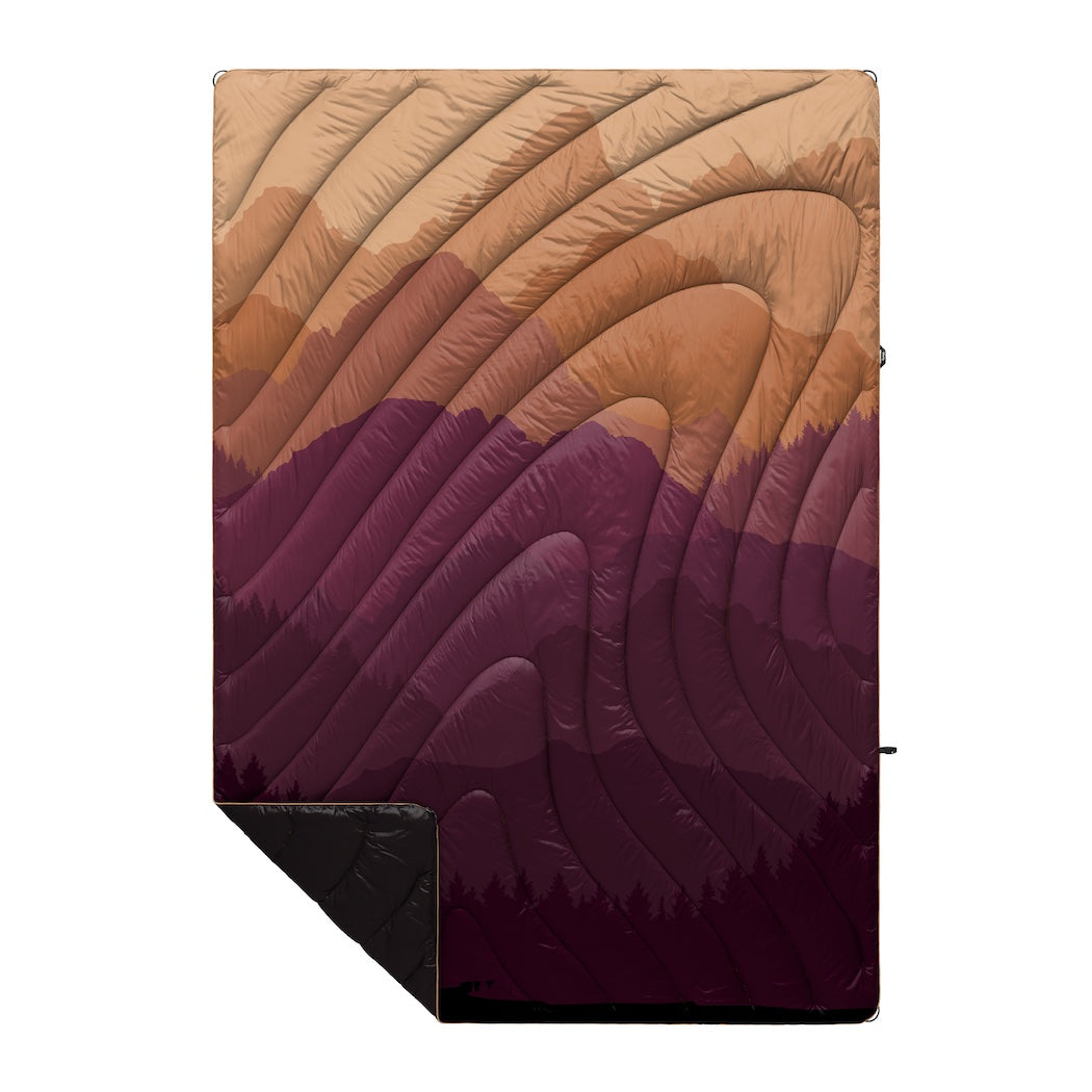 An image of the Rumpl Puffy Blanket